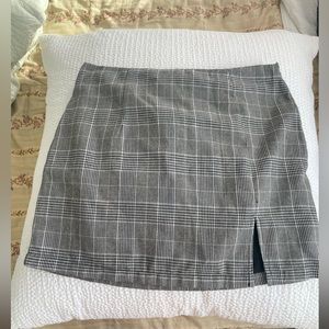 NWT Plaid Mini Skirt Slit JL